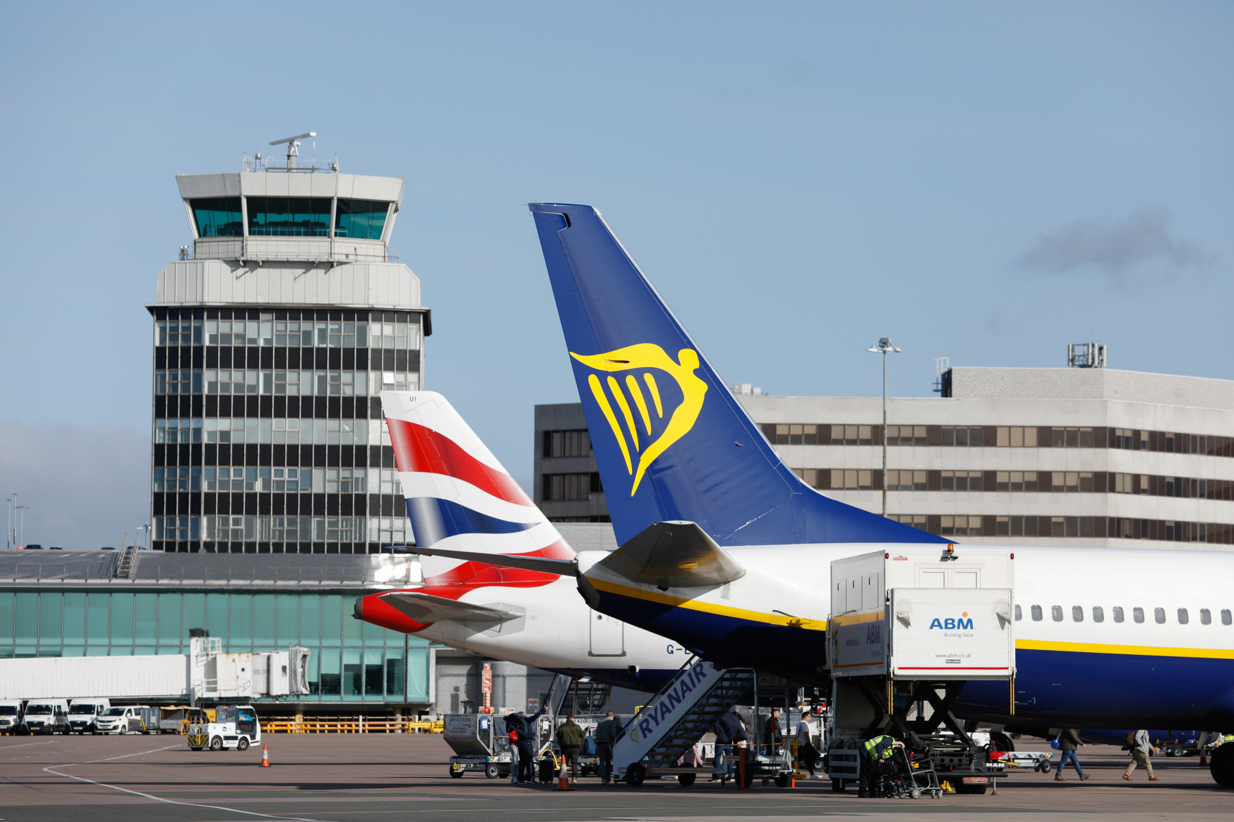 Ryanair Manchester Terminal: Your Ultimate Guide to Flying with Ryanair at Manchester Airport